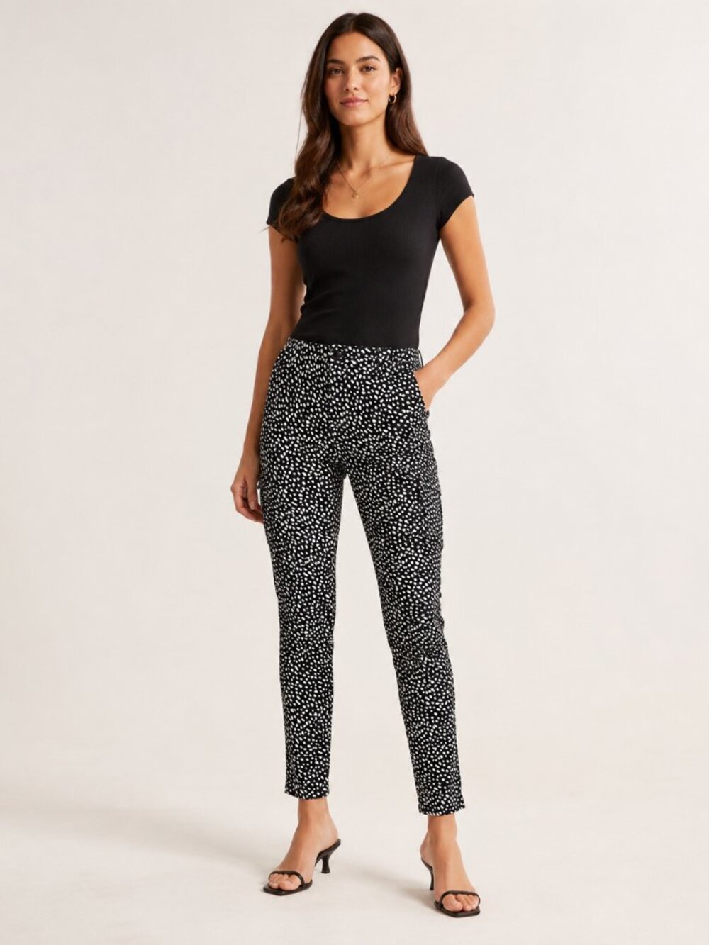 Tory Burch Dotted Pony Walker Cargo Skinny Pants Size: 27 / US 4